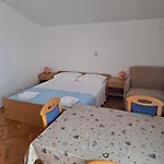 Appartement Petricevic 3 *