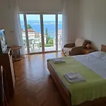 Petricevic 3 Appartement Selce