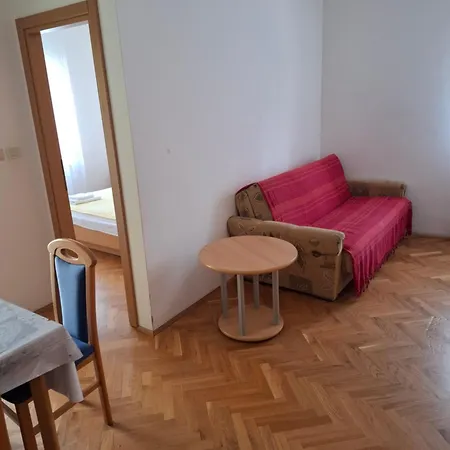 Apartment Petricevic 3 Selce