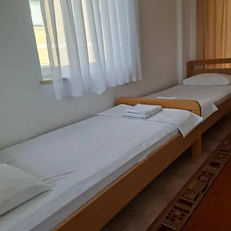 Apartment Petricevic 3 Selce