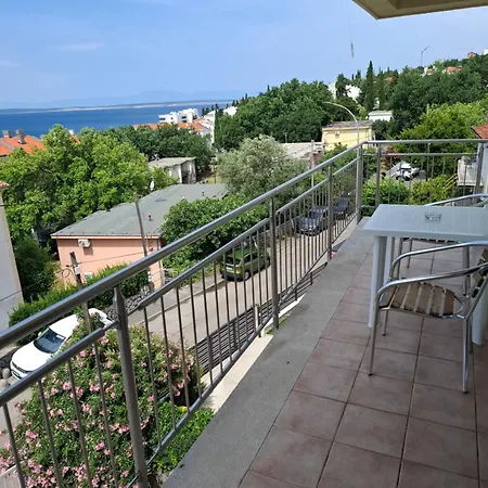 Apartment Petricevic 3 *