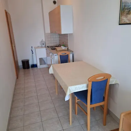Apartment Petricevic 3 Selce
